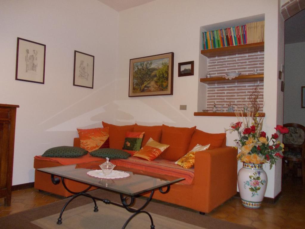 Casa Ricciardi Apartment Chianni Room photo